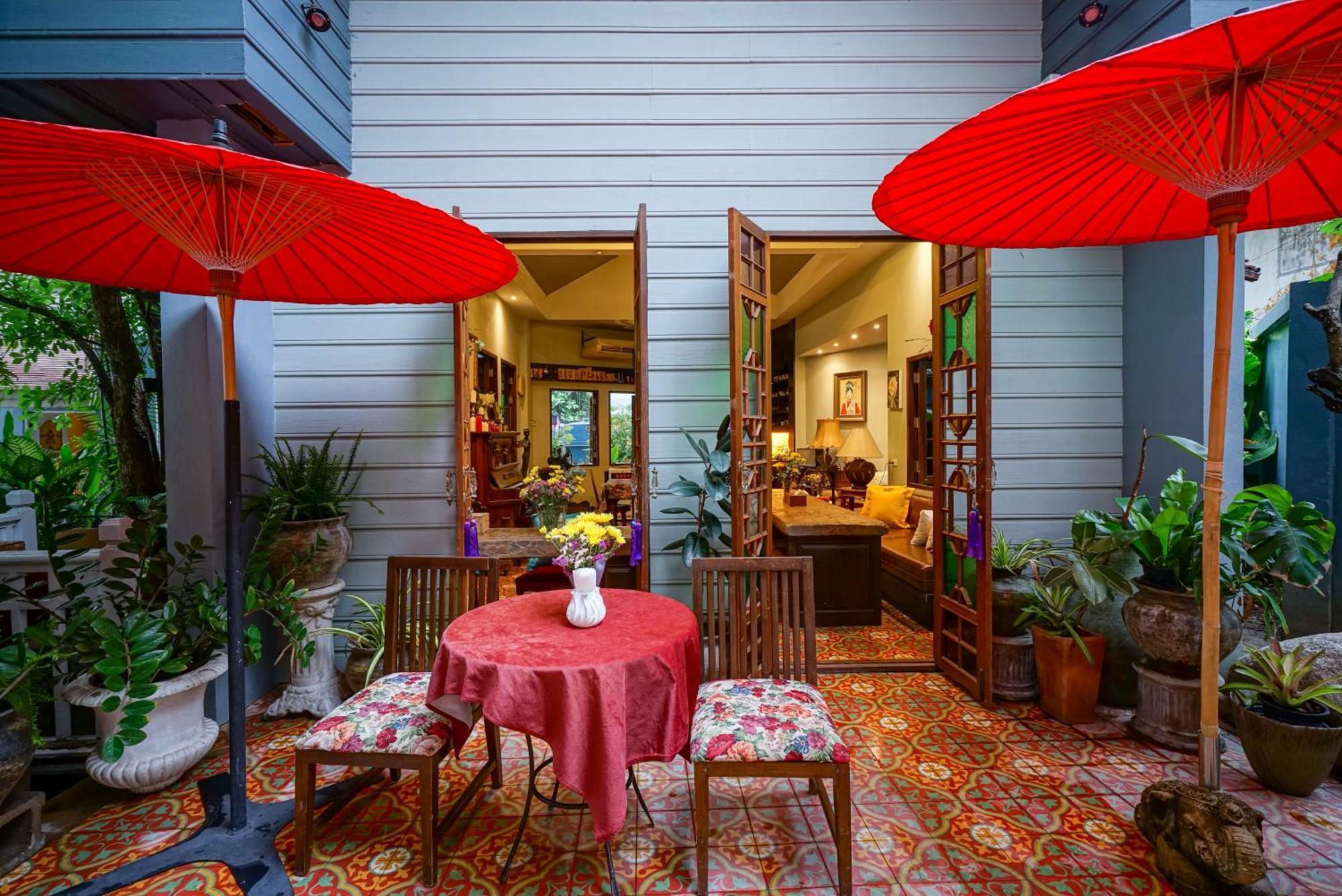 At Pingnakorn Nimman Hotel Чиангмай Екстериор снимка