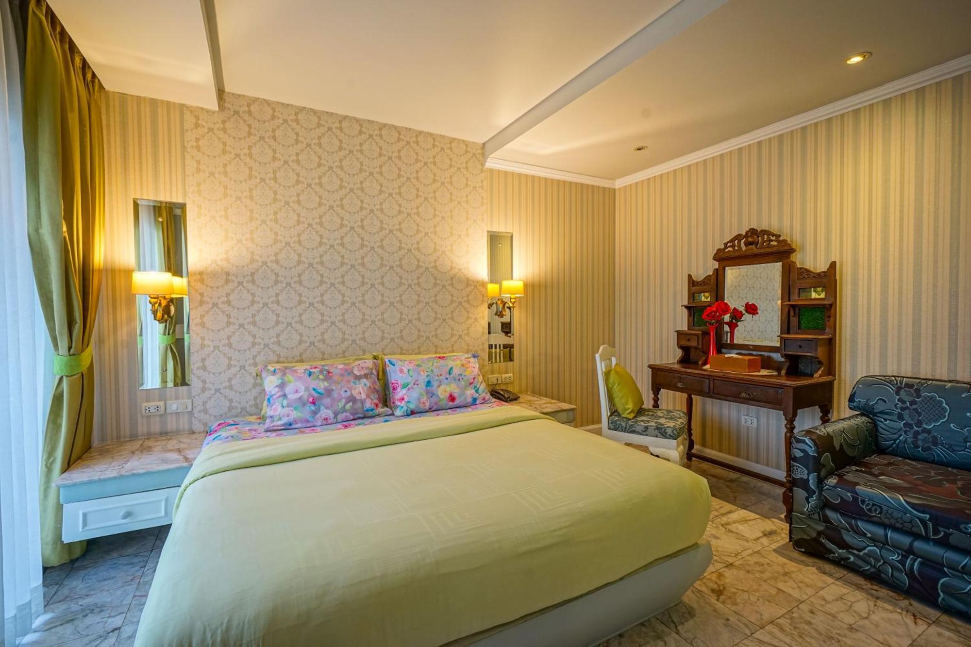 At Pingnakorn Nimman Hotel Чиангмай Екстериор снимка